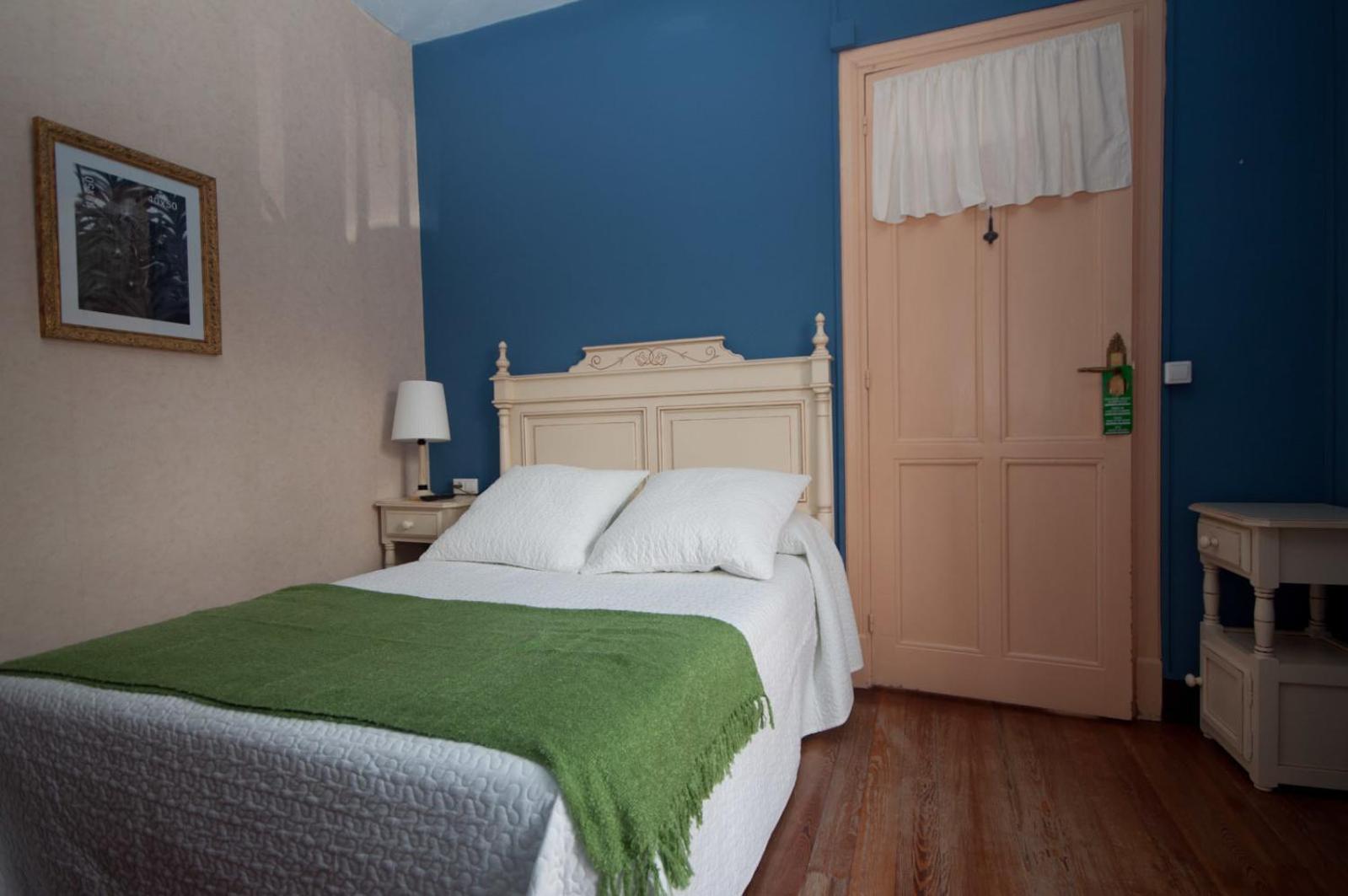 Hotel Villa Miramar Llanes Szoba fotó