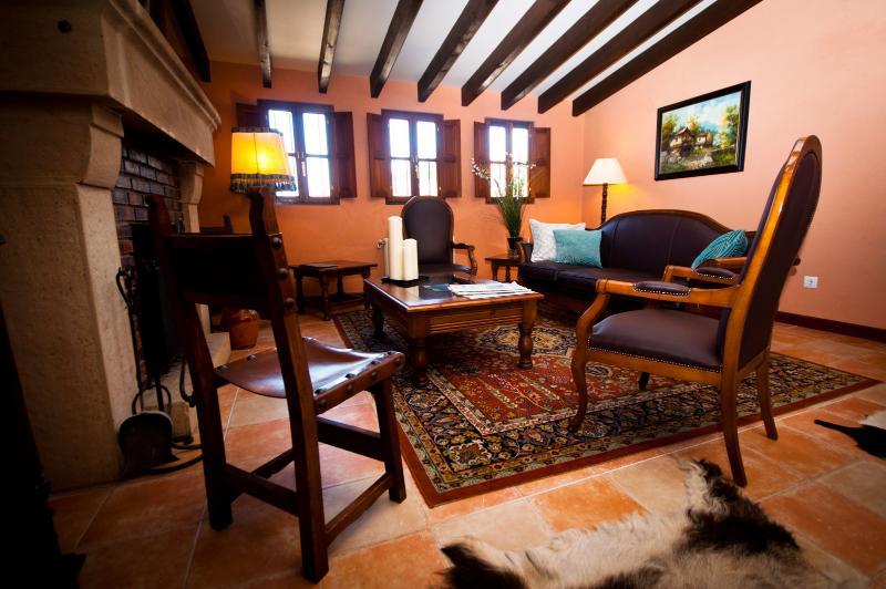 Hotel Villa Miramar Llanes Kültér fotó