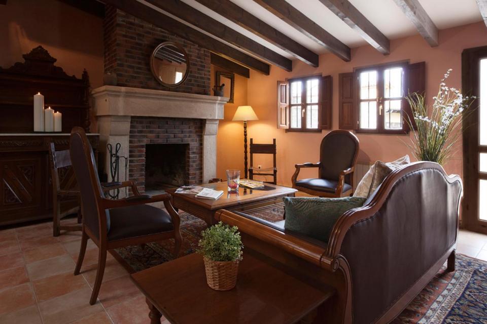 Hotel Villa Miramar Llanes Kültér fotó